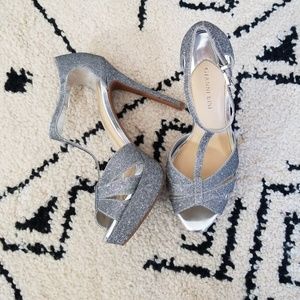 Gianni Bini platform heels